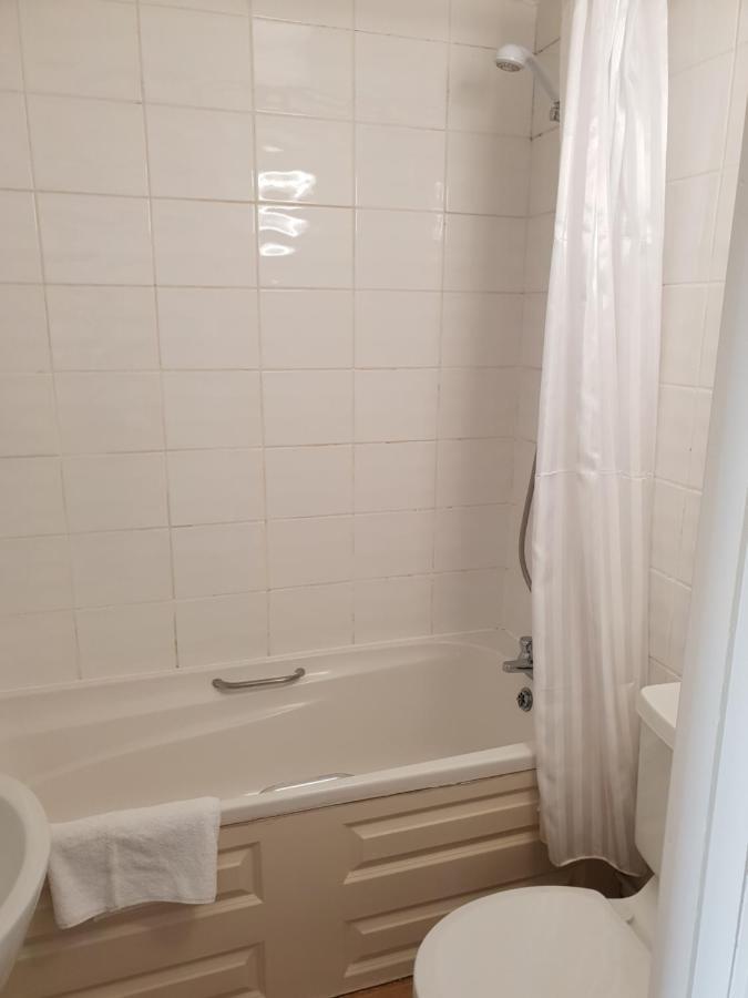 Hotel California New Quay Rom bilde
